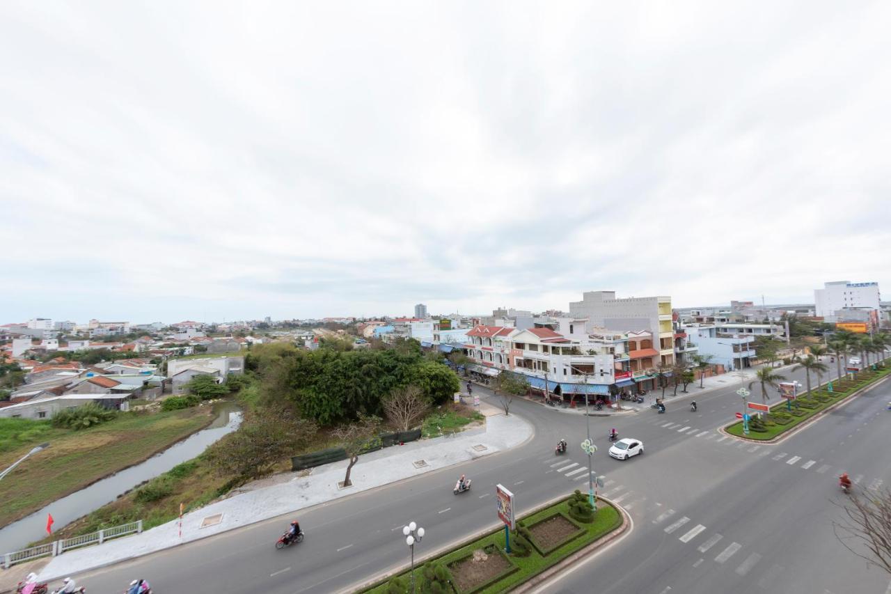 La Casa Tuy Hoa Hotel Exterior photo